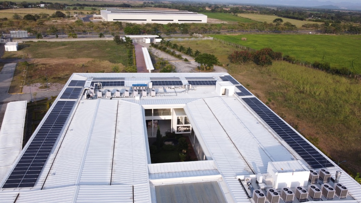 La sede de los cafeteros del Tolima estrena techo solar instalado por Celsia