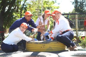 Celsia Solar Espinal realizó la primera siembra de árboles en el parque polideportivo del barrio Betania