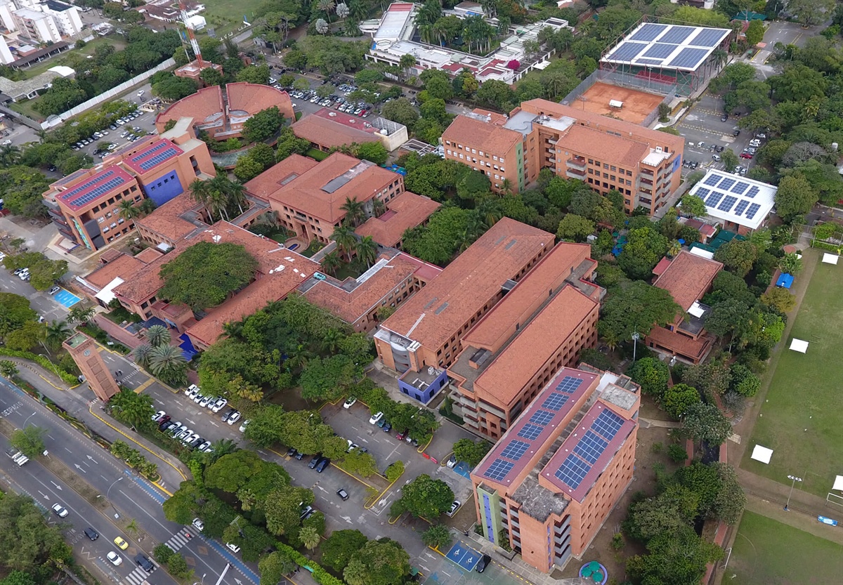 La energía solar enciende las clases en la Universidad Icesi