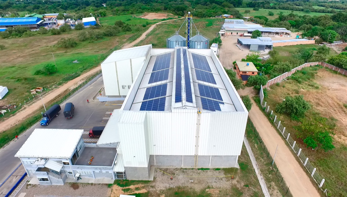 Racafé y Celsia instalan primer techo solar en el Huila