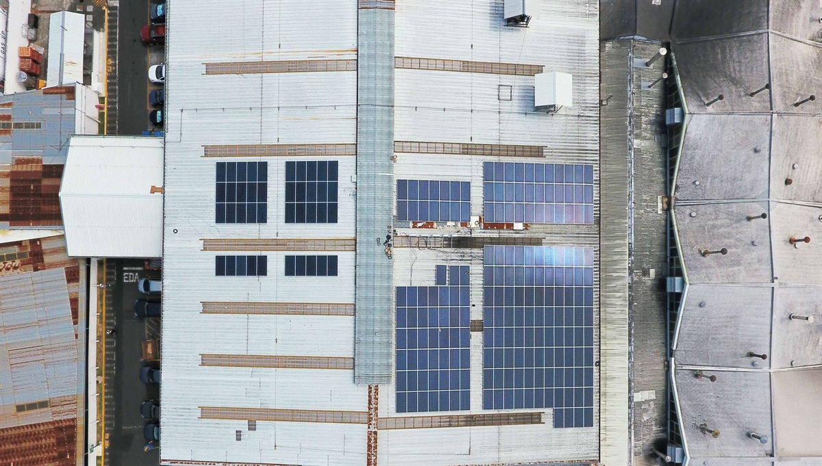 Celsia instala primer techo solar en Costa Rica