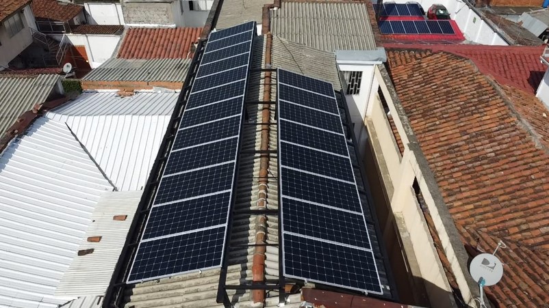 Sistema solar de 7.3 kWp