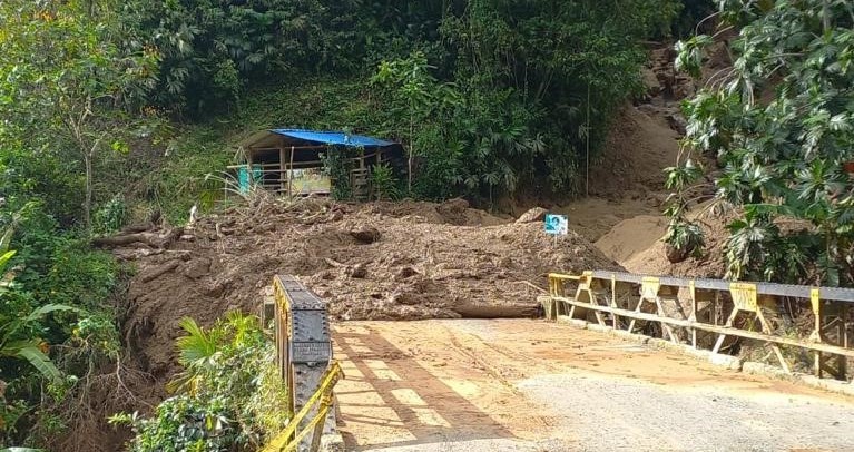 Apoyamos el restablecimiento de la movilidad en la antigua vía al mar afectada por derrumbes