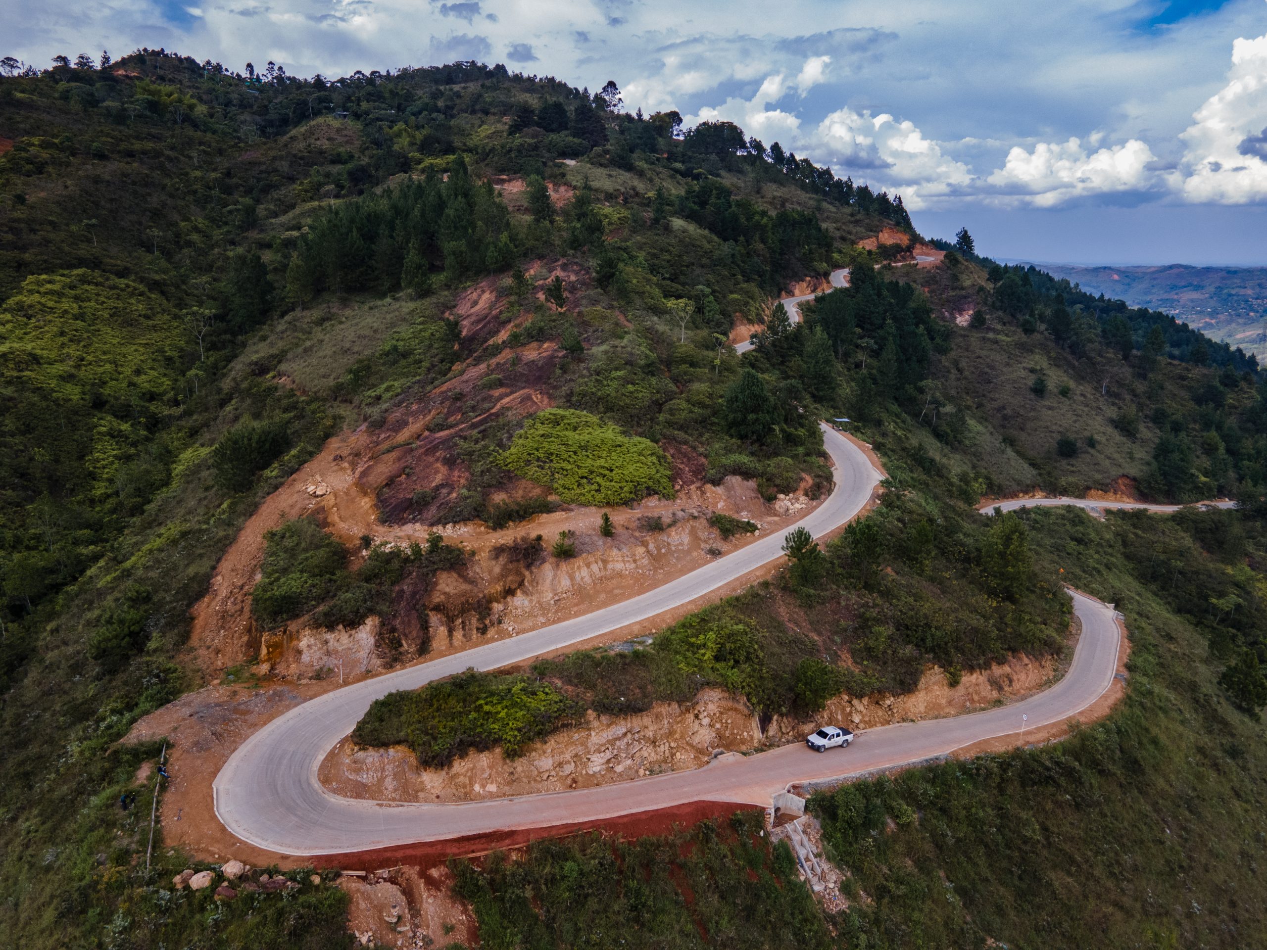 Celsia culminó la construcción de una vía rural de 10 kilómetros en Suárez Cauca, con el mecanismo de Obras por Impuestos