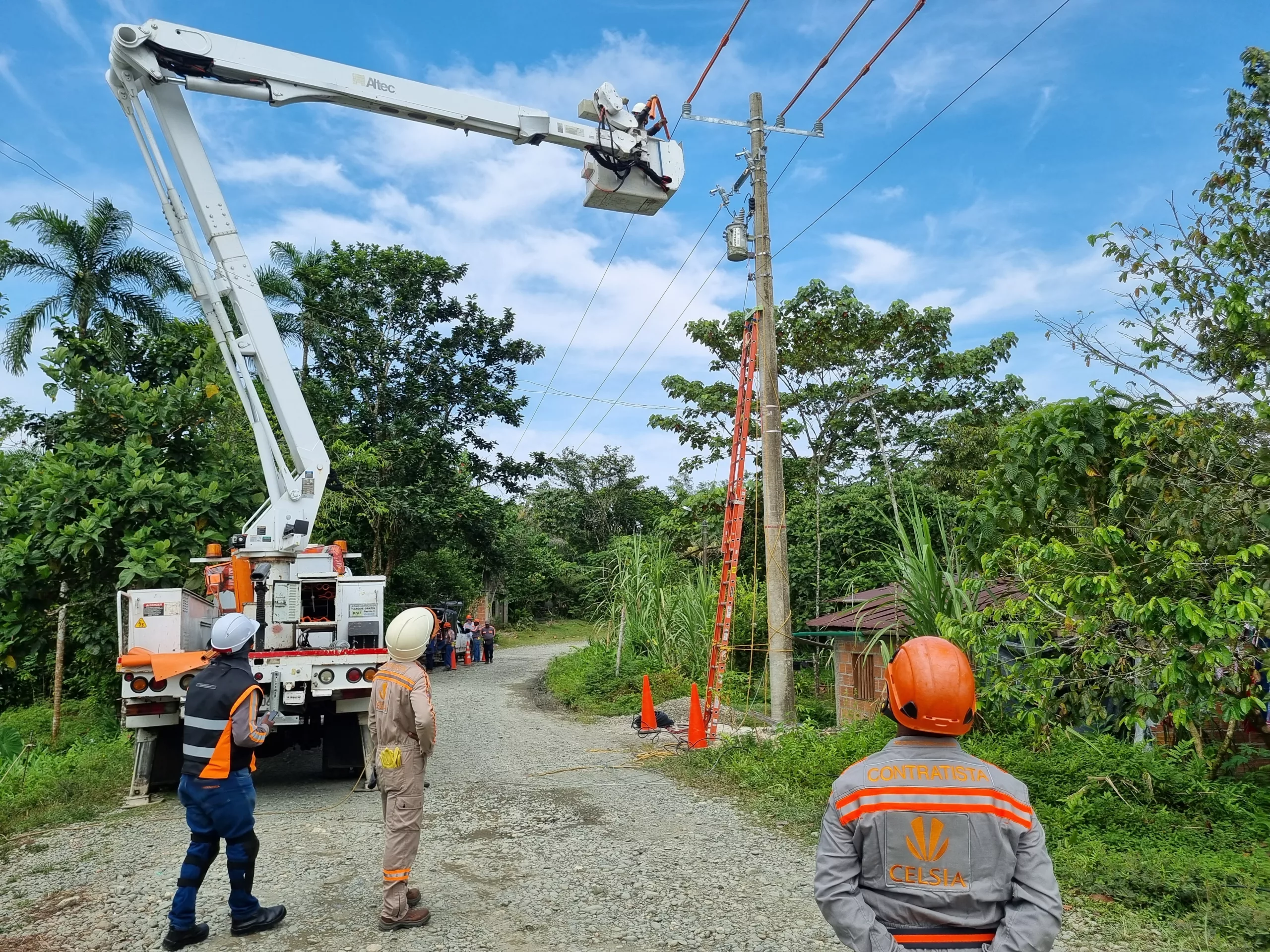 En el Valle, Celsia despliega plan técnico y social para evitar pérdidas de energía en sus redes