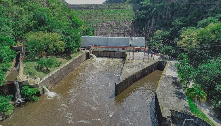 Celsia anuncia descarga controlada en la Central Hidroeléctrica de Prado, debido a cambio a alerta naranja por aumento de lluvias