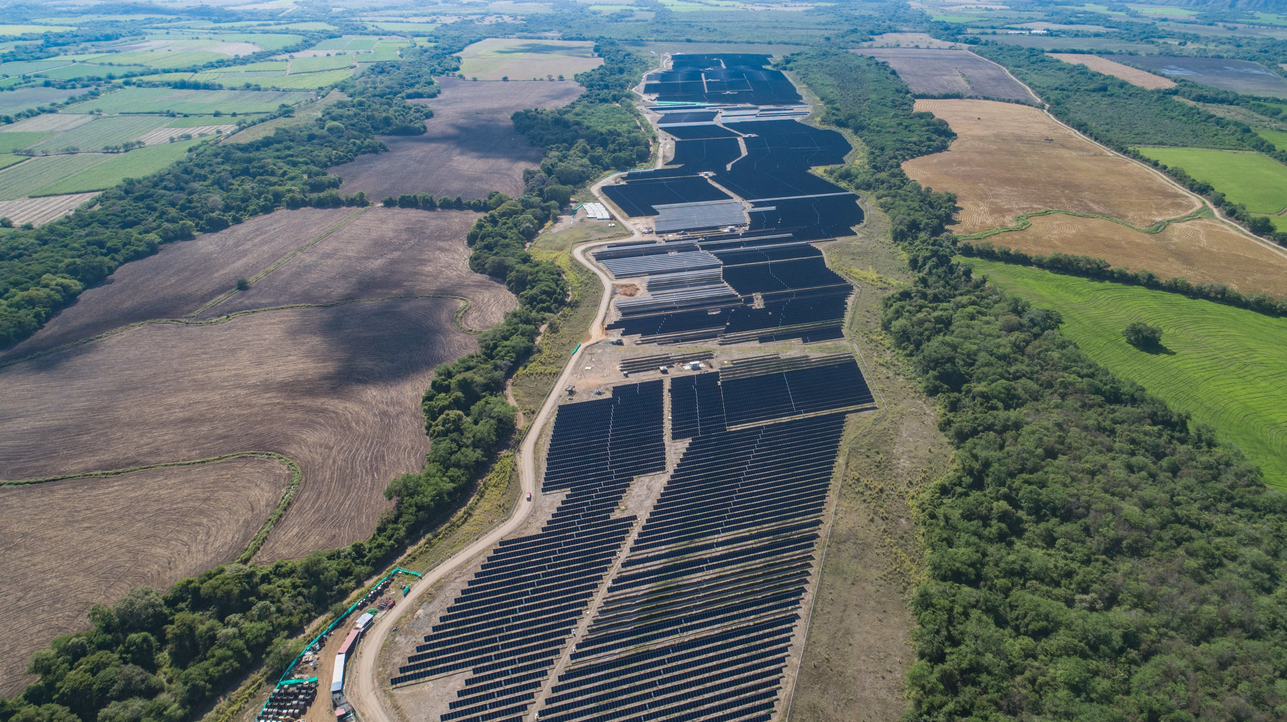 Celsia Solar Escobal 1 al 5 más Cemex